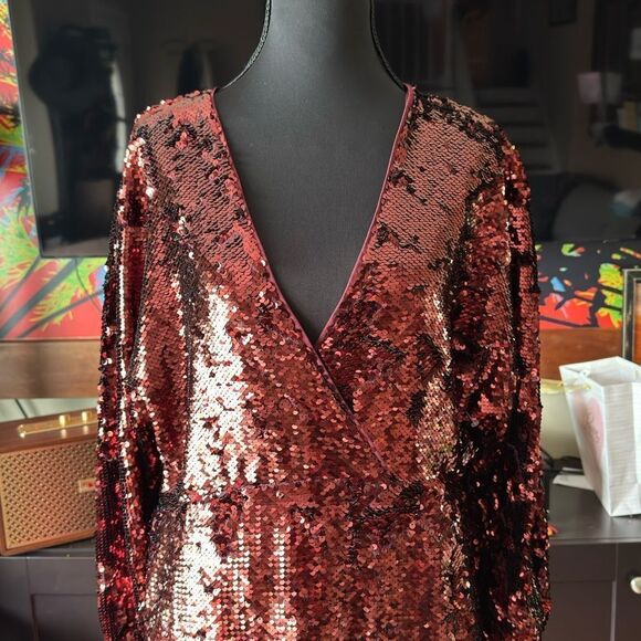 Ted Baker Evening Dress 'EMALEEE' in Carmine Red in size 2 - Picture 4 of 16